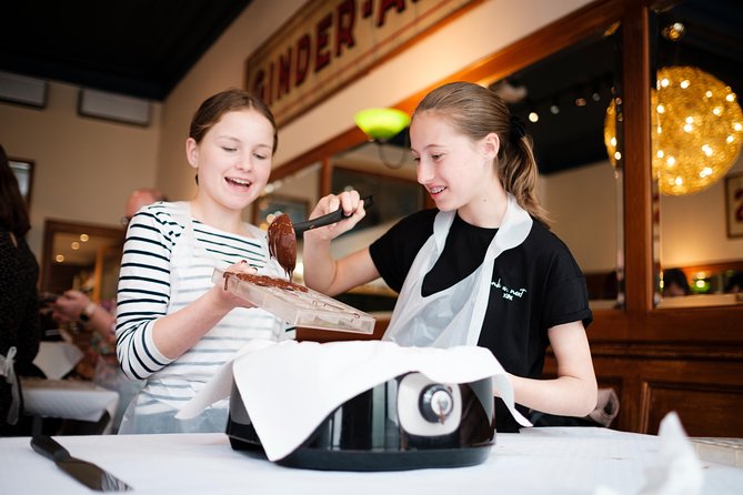 2.5h Belgian Chocolate Pralines Workshop in Brussels - What the Brussels chocolate workshop is really like