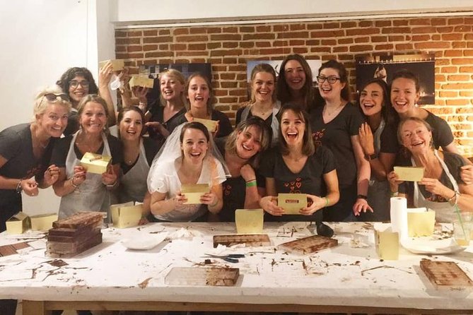 2.5h Belgian Chocolate Pralines Workshop in Brussels - The take-home box and the value of the price