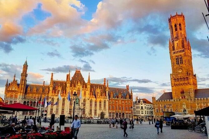 2-Hour Medieval Walk and Chocolate Tasting in Bruges - Gruuthusestraat and the Halve Maan Brewery
