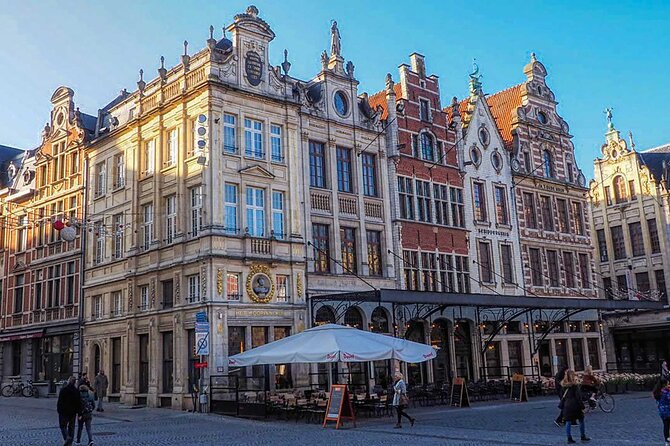 600 Years of History and Heritage: A Self-Guided Walking Tour of Leuven - Leuven’s Town Hall and the church with a long memory