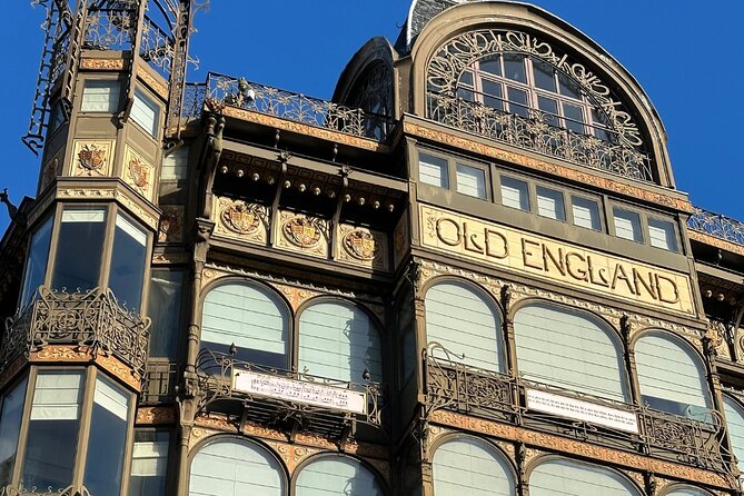 A Self-Guided Tour of Brussels: From Medieval to Modern Times - How the VoiceMap format works