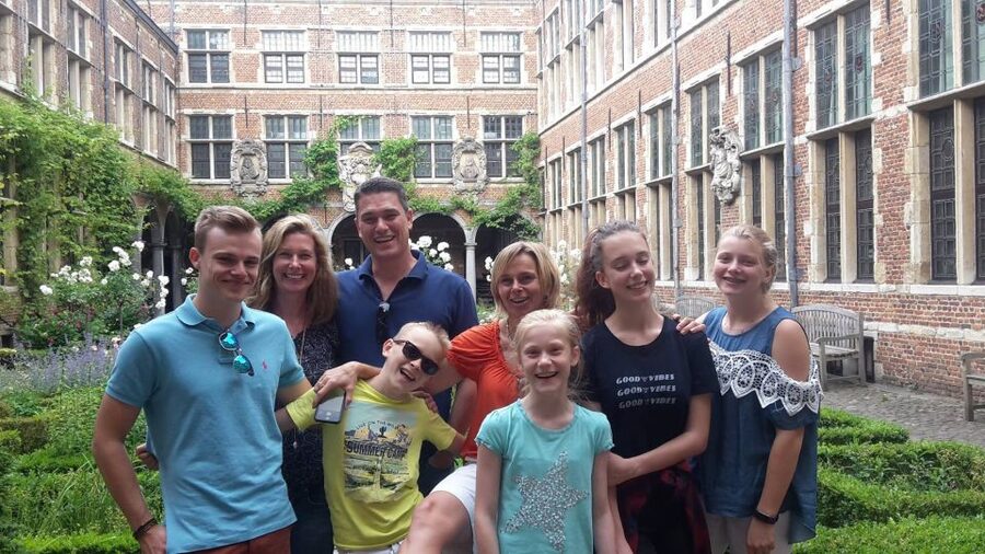 Antwerp: City Highlights Walking Tour - Pace, weather, and what to wear