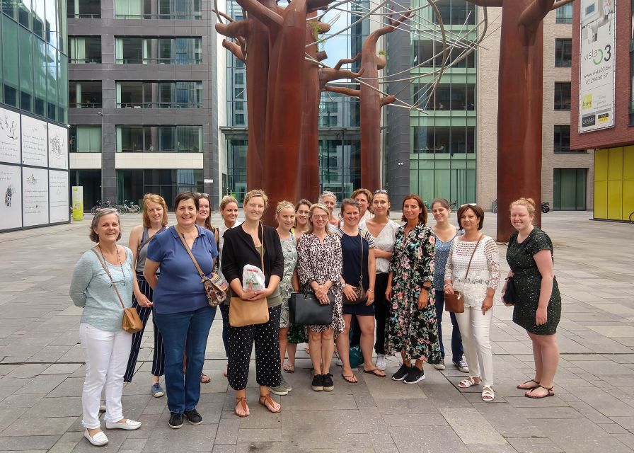 Antwerp: Jewish Neighbourhood Guided Walking Tour - Sabbath customs and the mezuzah