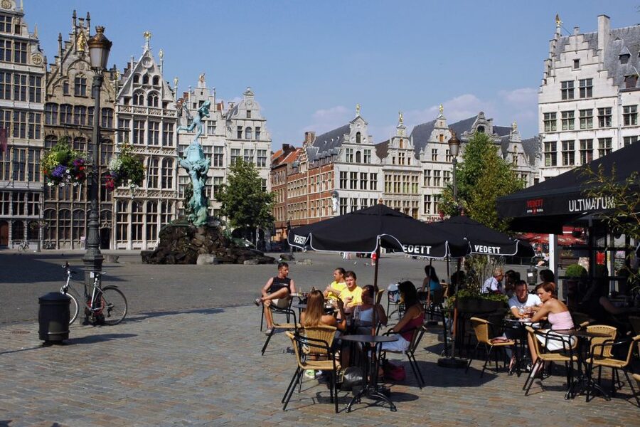 Antwerp: Private 3-Hour Historical Sightseeing Walking Tour - Key points to know before you book