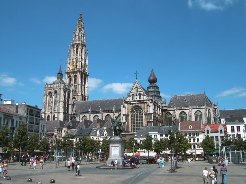 Antwerp: Private Historical Highlights Walking Tour - Key points at a glance