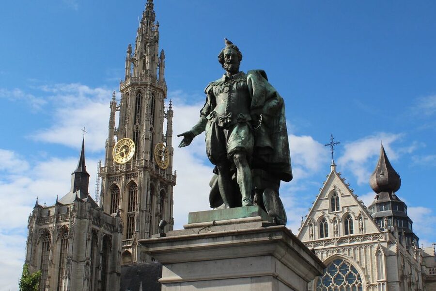 Antwerp: Private Walking Tour with a Local - Why a private Antwerp walk can be worth your first afternoon