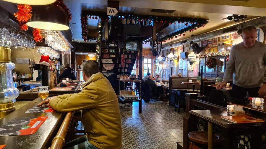 Antwerp: Pub Crawl in the Historical City - Walking, Wheelchair Access, and Practical Comfort