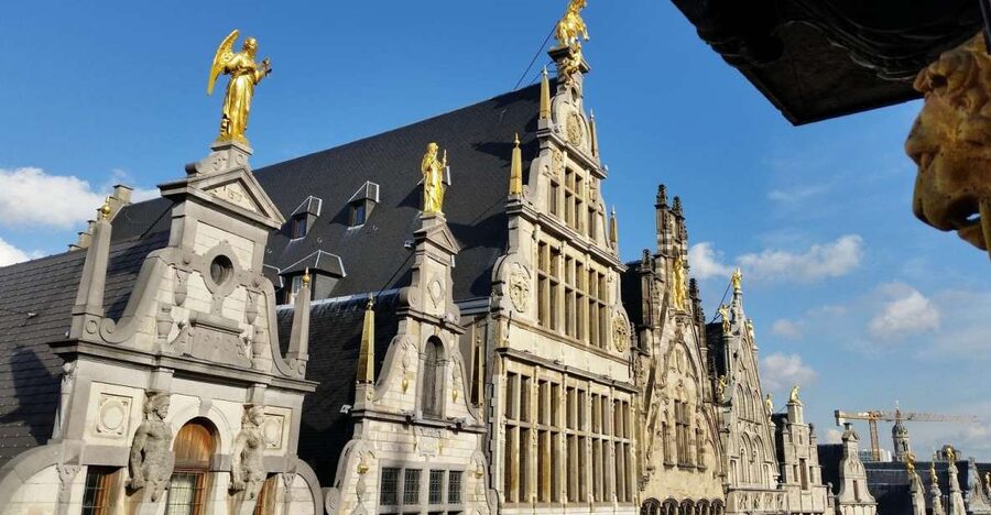 Antwerp: Walking Tour from Steen to Central Station - Rubens inside the Cathedral of Our Lady
