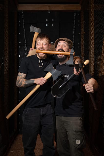 Axe Throwing Experience - Your private target and group size