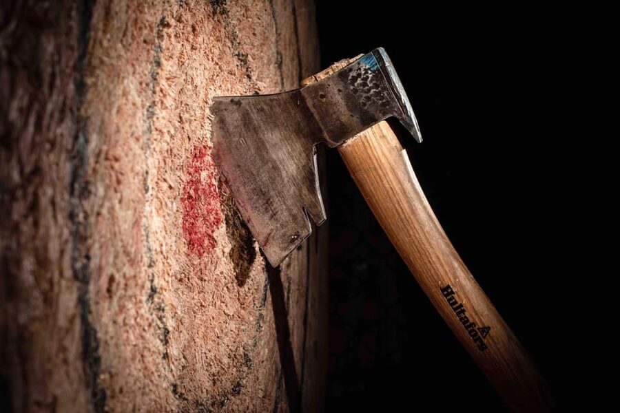 AXE THROWING EXPERIENCE IN ANTWERP - Booking details worth checking first
