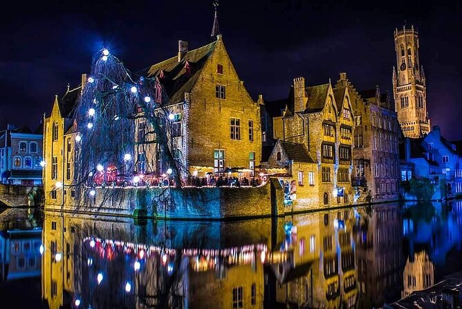 Bruges at Night: Murder, Mystery & Dark Stories Small Group Walk - From beer stops to Burg Square