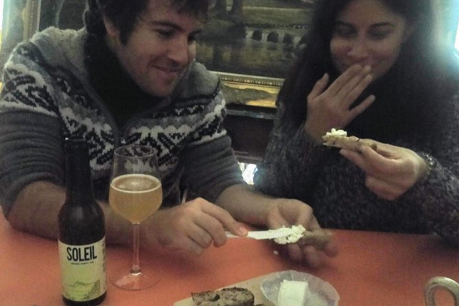 Bruges Beer Tour with chocolate pairing by a young local - What the guides add