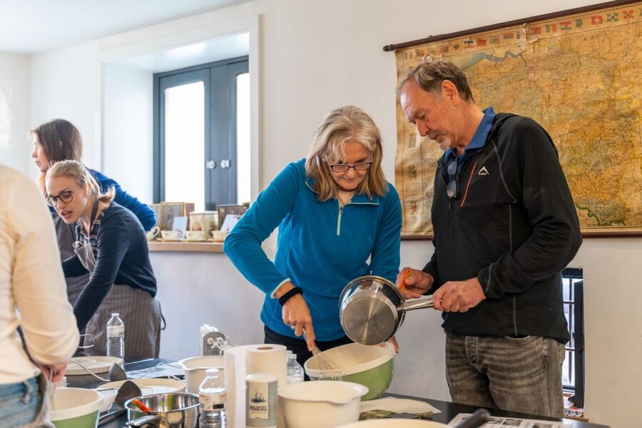 Bruges: Belgian Waffle-Making Workshop with Beer Tasting - Timing, price, and practical details