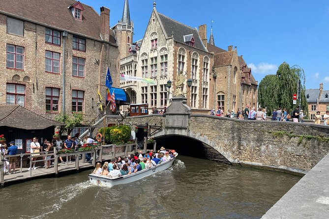 Bruges by a Local: Exciting Stories, Mysteries, People and Choco - Rozenhoedkaai, canals, and the best photo pauses