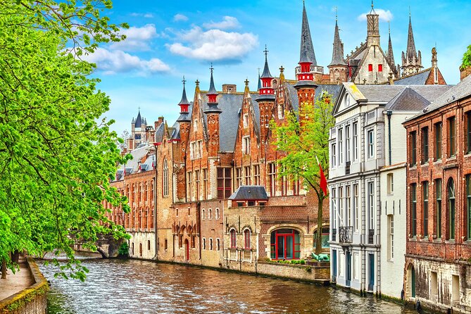 Bruges Charms and Gems Tour for Cruise Passengers - Minnewater Lake and Saint John’s Hospital