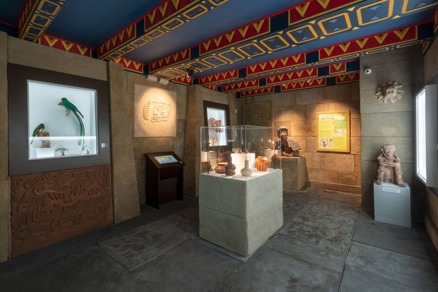 Bruges: Choco-Story Chocolate Museum Guided Tour w/Tastings - Location, timing, and practical value