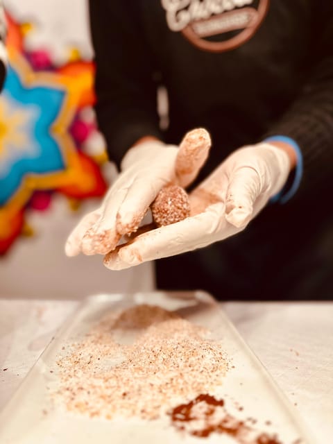 Bruges: Chocolate Truffle Making Class - Finding the workshop near the Markt
