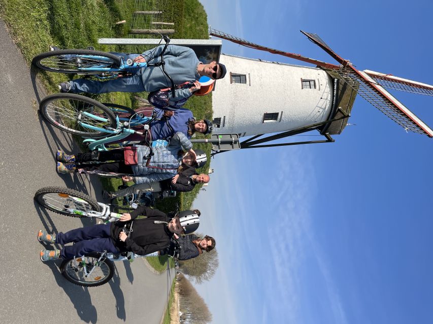 Bruges: Flatlands Guided Bike Tour - Why the flat terrain matters