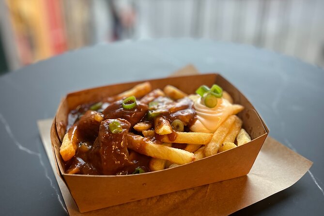 Bruges Food Tour with Full Meal & Drinks by Do Eat Better - What the guide adds beyond the food