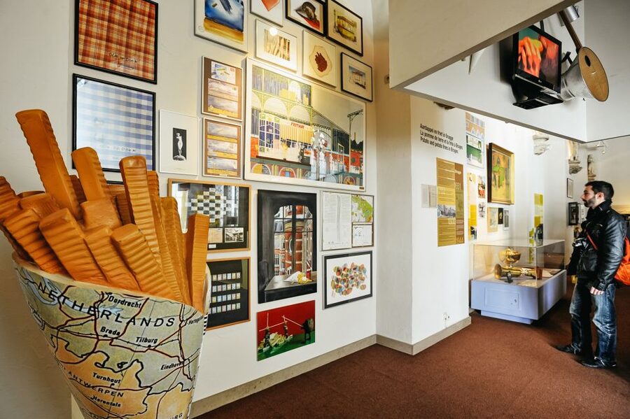 Bruges: Frietmuseum Entry Ticket - Start with potatoes from Peru
