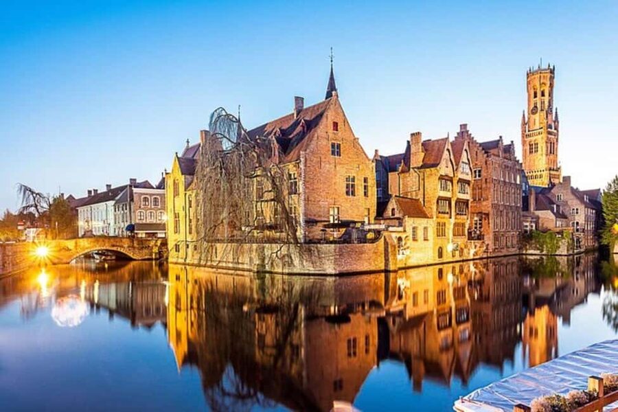 Bruges : Highlights & Hidden gems Walking Tour - What the private format is really worth