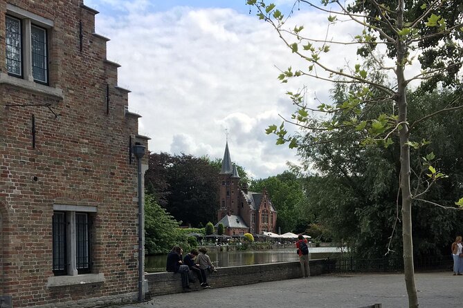 Bruges’ Legends and Hidden Treasures: A Self-Guided Audio Tour - Our Lady Bruges, the Love Bridge, and Groeningemuseum