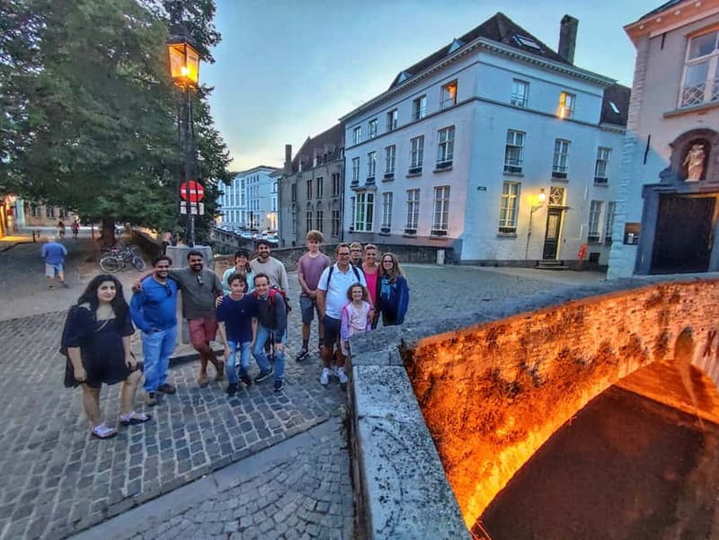 Bruges: Nightly Tales and Untold History Walking Tour - Why Bruges feels different at night