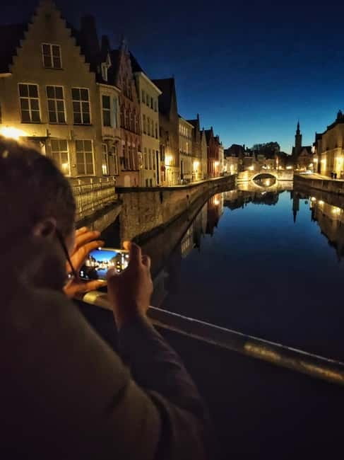 Bruges: Nightly Tales and Untold History Walking Tour - Cafe Vlissinghe and Spiegelrei