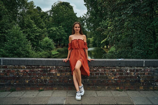Bruges Photo Session By a Pro - Gruuthuse and the canal views deliver classic Bruges pictures