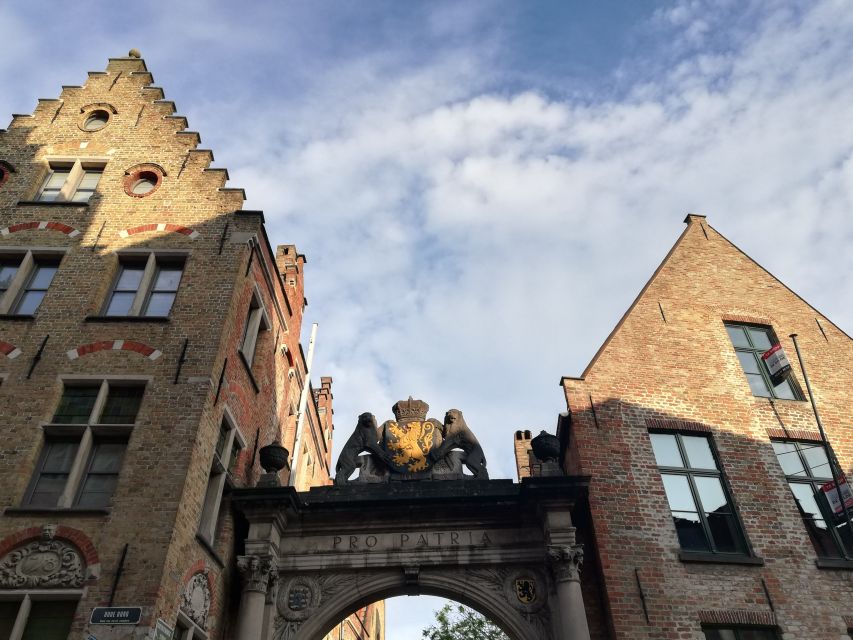 Bruges: Private Historical Highlights Walking Tour - Practical details for a smooth walk