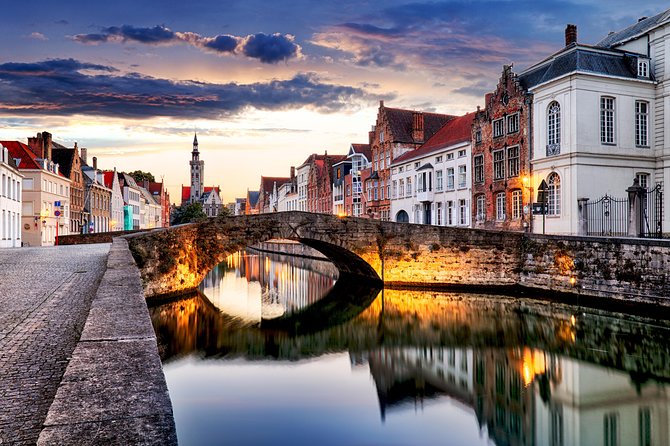 Bruges Walking Tour - Chocolate, beer, and medieval house spotting