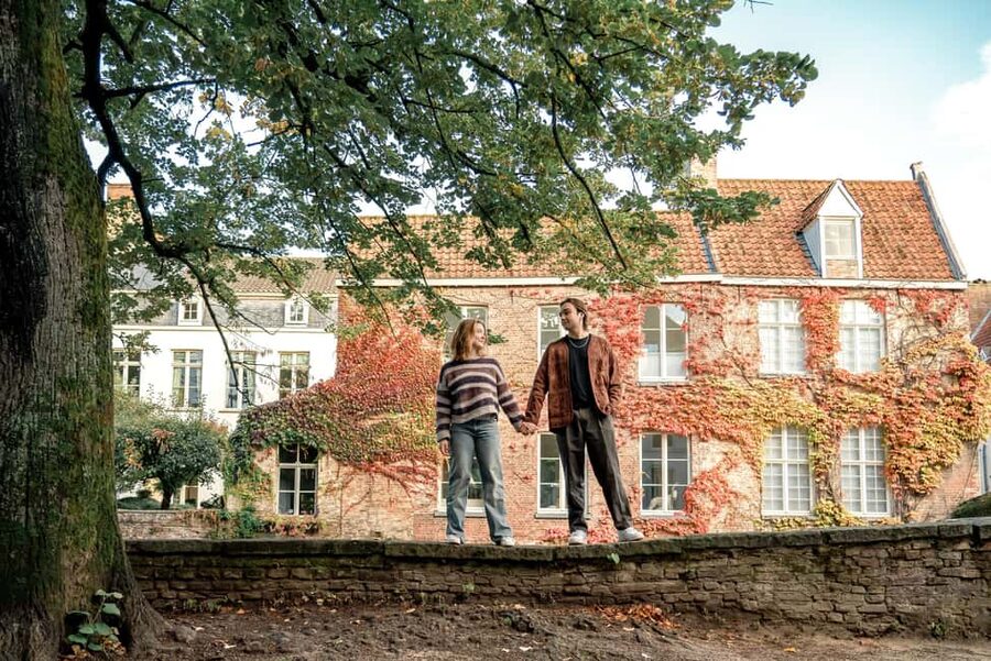 Bruges : Your private 1 hour photoshoot in the medieval city - How to prepare for better pictures