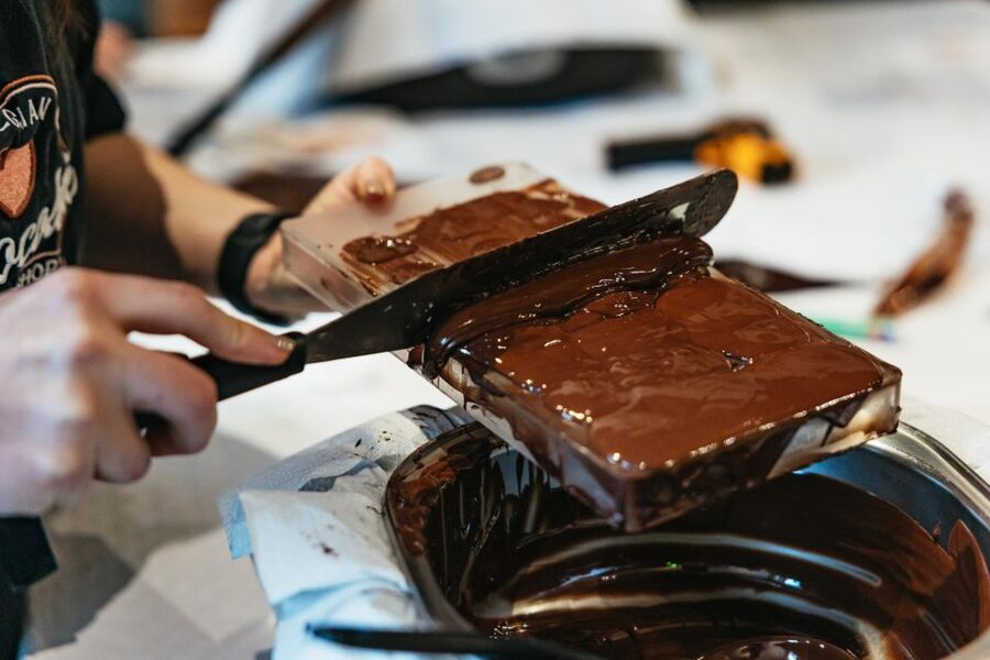 Brussels: 2.5-Hour Belgian Chocolate Making Workshop - Small details that improve the afternoon