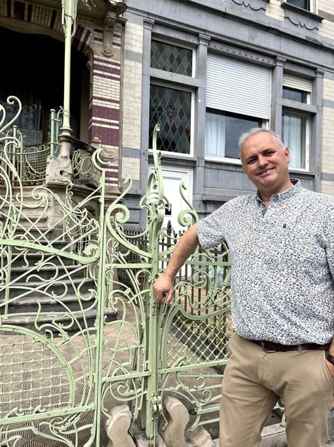 Brussels: 2-hours "Art Nouveau" Walking Tour - Maison Cauchie and the art of the façade