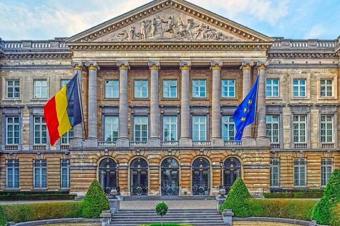 Brussels 2-Hours Walking Tour: Must-See Highlights in the Center - Starting at the Royal Palace and Brussels Park