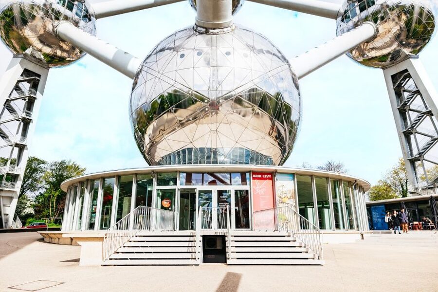 Brussels: Atomium Entry Ticket with Design Museum Ticket - The Design Museum is an easy second stop