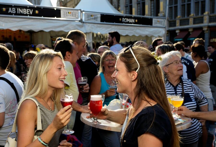 Brussels: Belgian Beer Tasting Tour - L’Imaige Nostre-Dame and the charm of old beer rooms