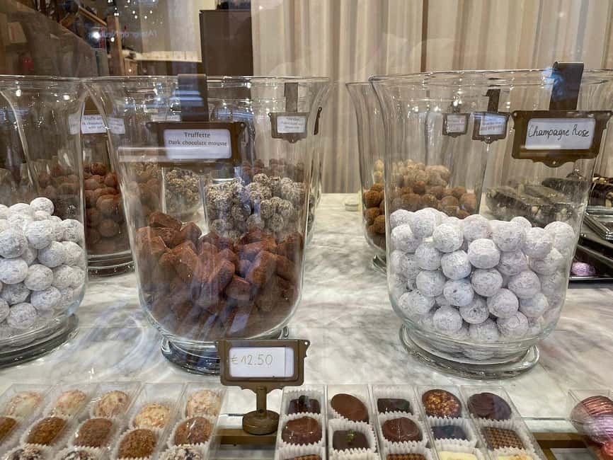 Brussels: Chocolate Appreciation and Tasting Walking Tour - Saint Catherine and the final stretch