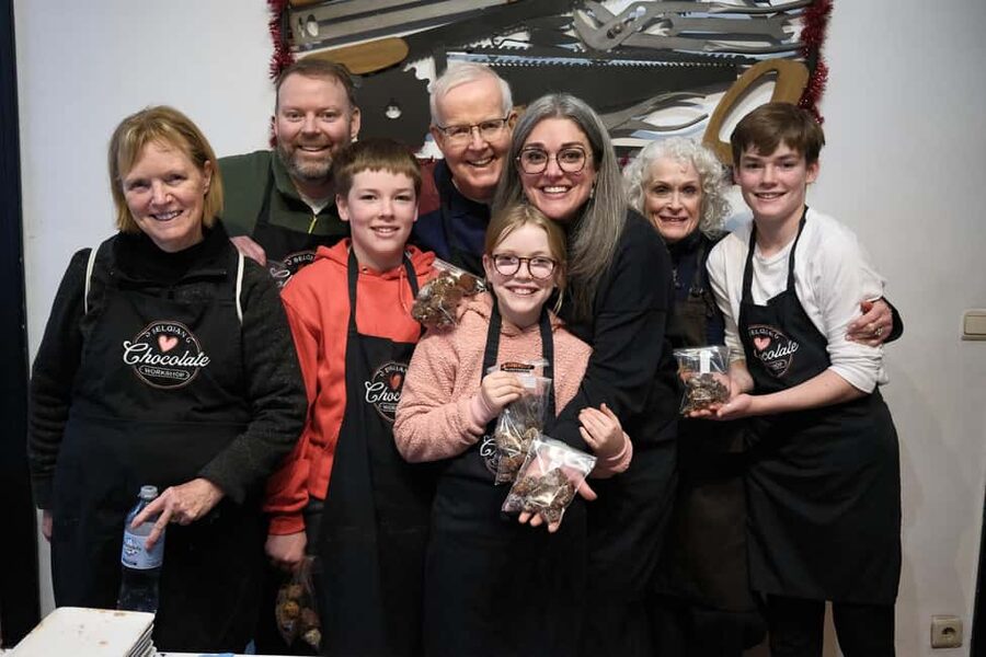 Brussels: Chocolate Truffle & Belgian Hot Chocolate Workshop - A good activity for families, couples, and solo visitors