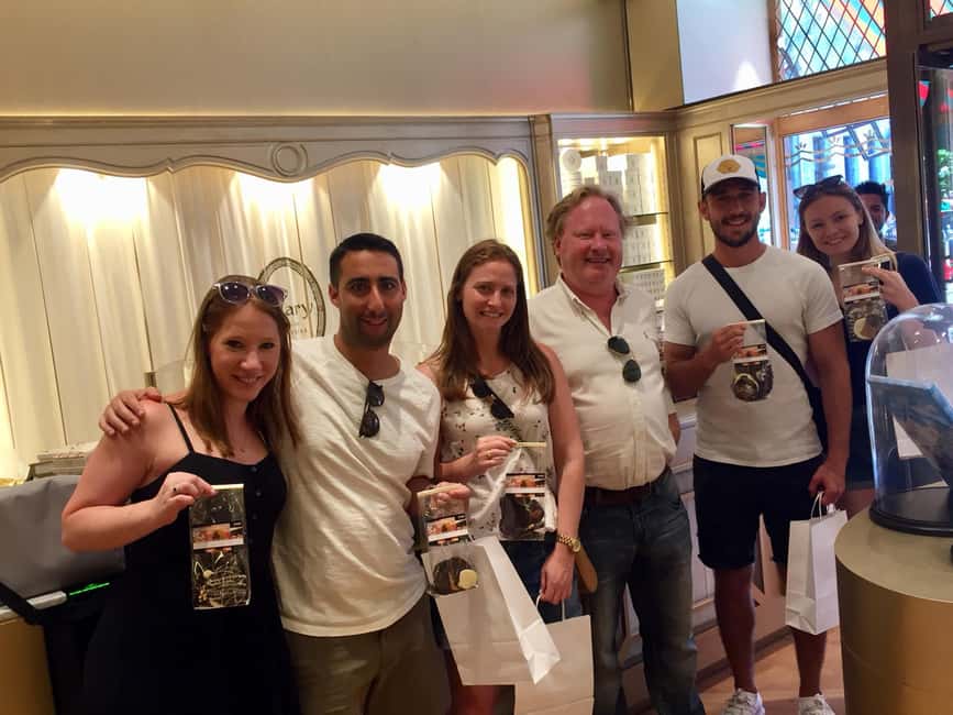Brussels: Chocolate Workshop and Guided Walking Tour - The guides make a real difference