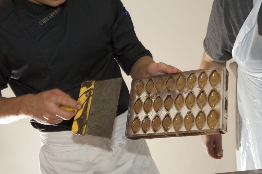 Brussels: Chocolate Workshop and Guided Walking Tour - How much walking should you expect?