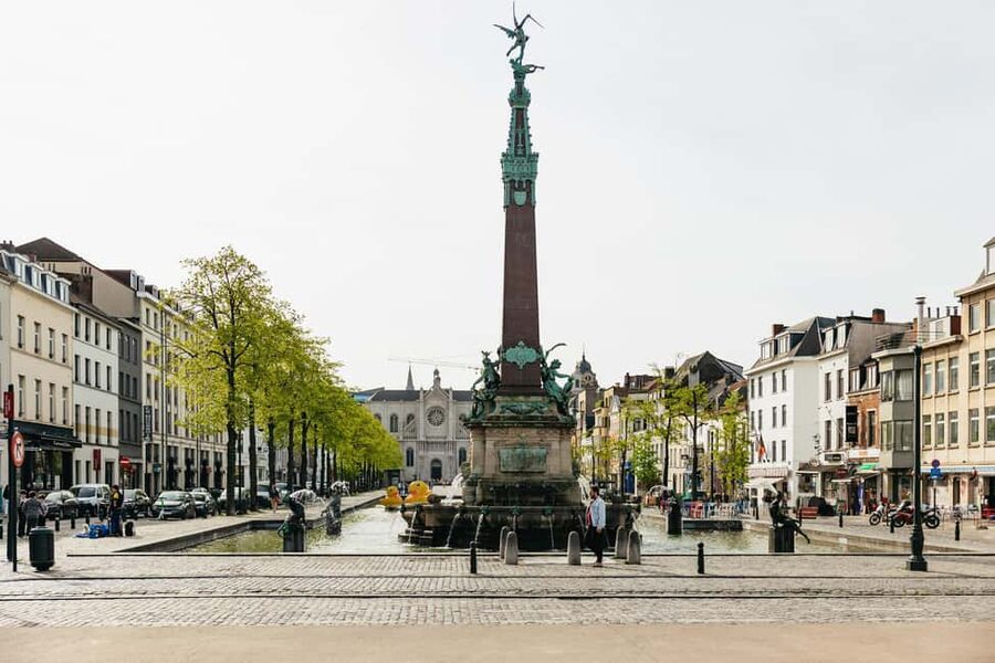 Brussels: City Highlights and Hidden Gems Bike Tour - Quiet roads, crowded sections, and a manageable pace