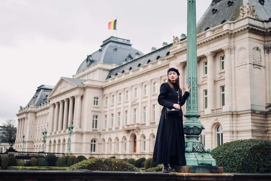 Brussels City Photoshoot With a Professional Photographer - Starting at Grand Place With Your Camera Ready