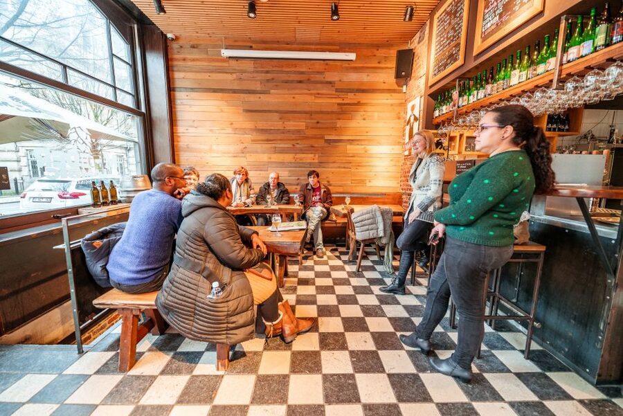 Brussels: Discover Belgium's Breweries with a Local - The beer game and the final fresh pour