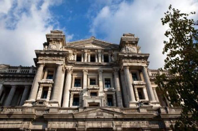 Brussels Highlights & Hidden Gems Bike Tour - Why this bike route shows more than the postcard center