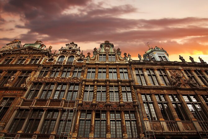 Brussels Highlights Self guided scavenger hunt and Walking Tour - A Brussels sightseeing game for about eight dollars