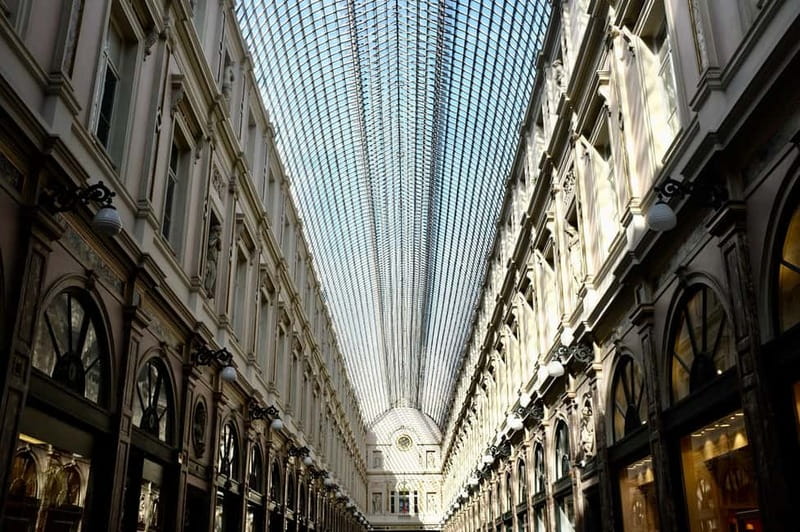 Brussels Highlights: Walking & Bus Tour with Waffle Tasting - Why this Brussels tour works well in four hours