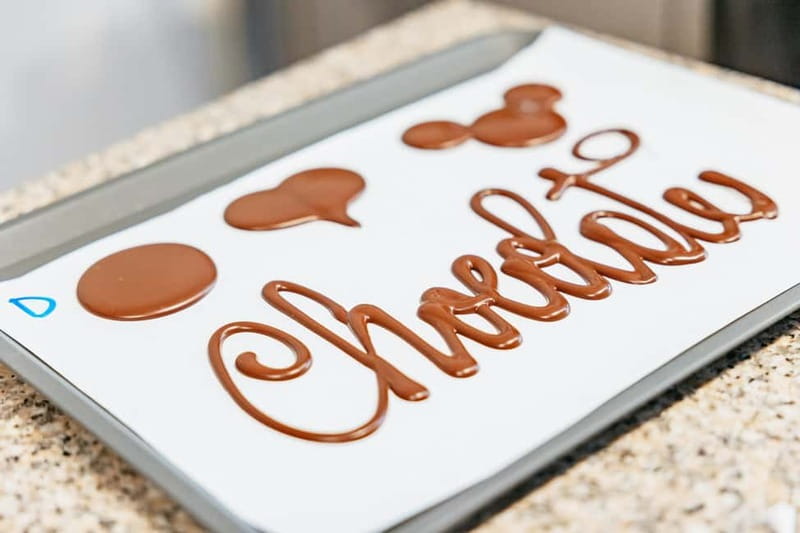 Brussels: Make Your Own Chocolates Workshop with Tastings - Timing, language, and the late-arrival rule