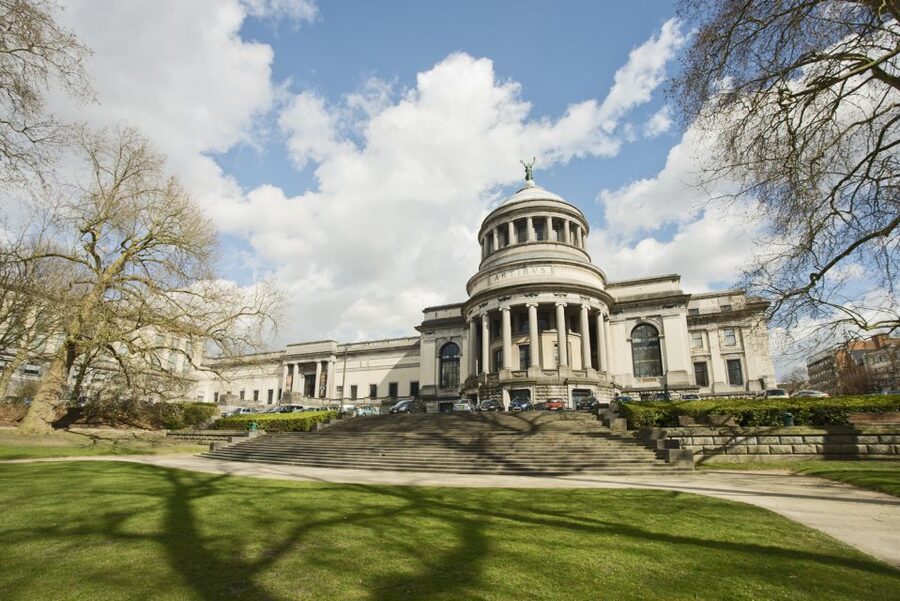 Brussels: Museum Art & History Entry Ticket - A world history visit inside Cinquantenaire