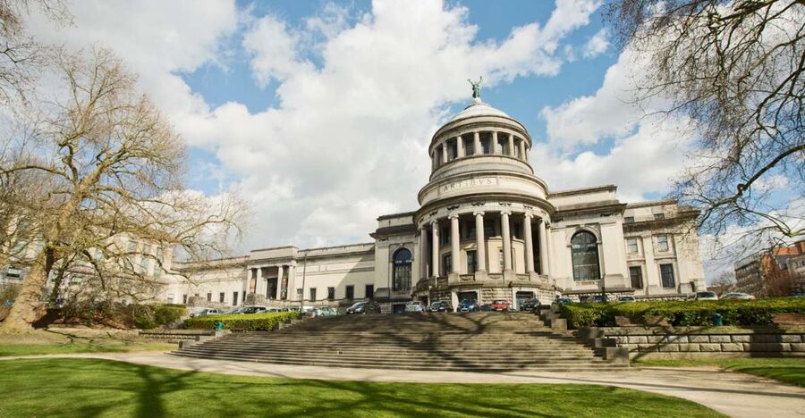 Brussels: Museum Art & History Entry Ticket - European decorative arts from the Middle Ages to Art Deco